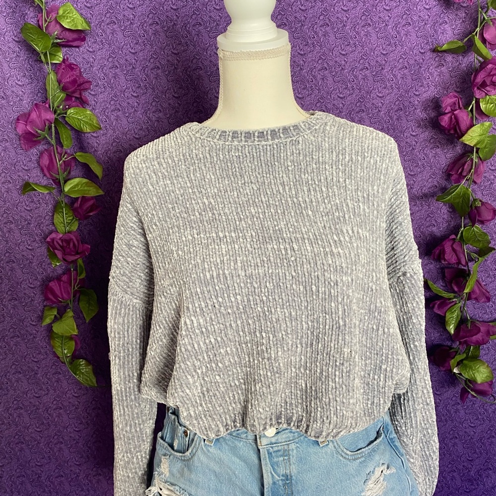 Light blue knitted sweater! 🩵